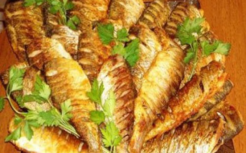 Карасики жареные