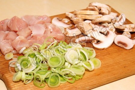 Рецепт - рыба с луком-пореем и сливочным соусом с водкой